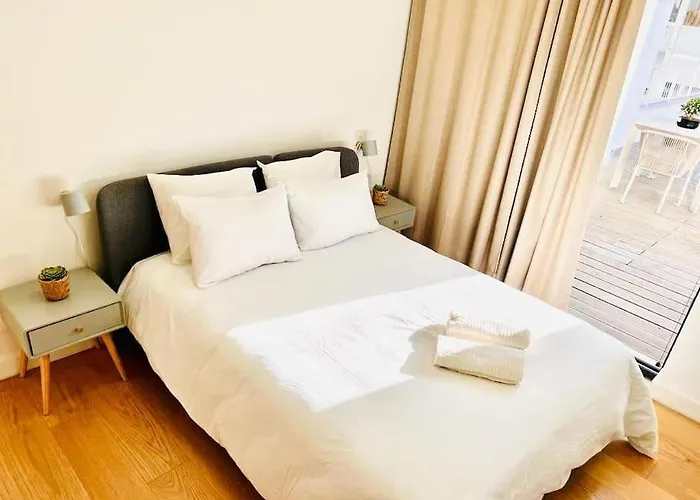 Crespo High Class Next To Saldanha