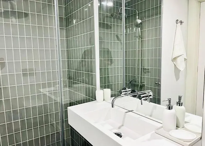 Crespo High Class Next To Saldanha Daire