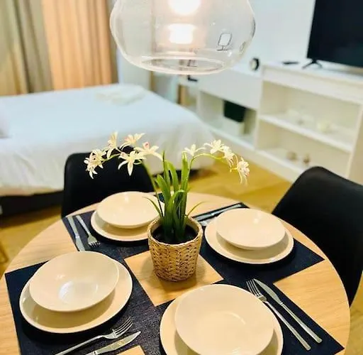 Crespo High Class Next To Saldanha * Lisboa