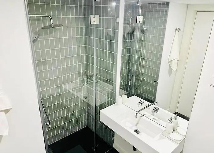 Crespo High Class Next To Saldanha Lisboa