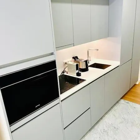 Appartamento Crespo High Class Next To Saldanha Lisbona